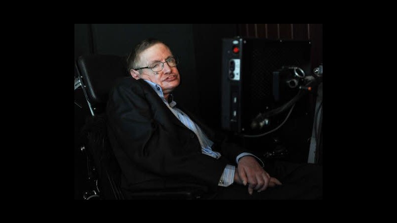 Regno Unito, Hawking è malato: assente a conferenza per suo compleanno