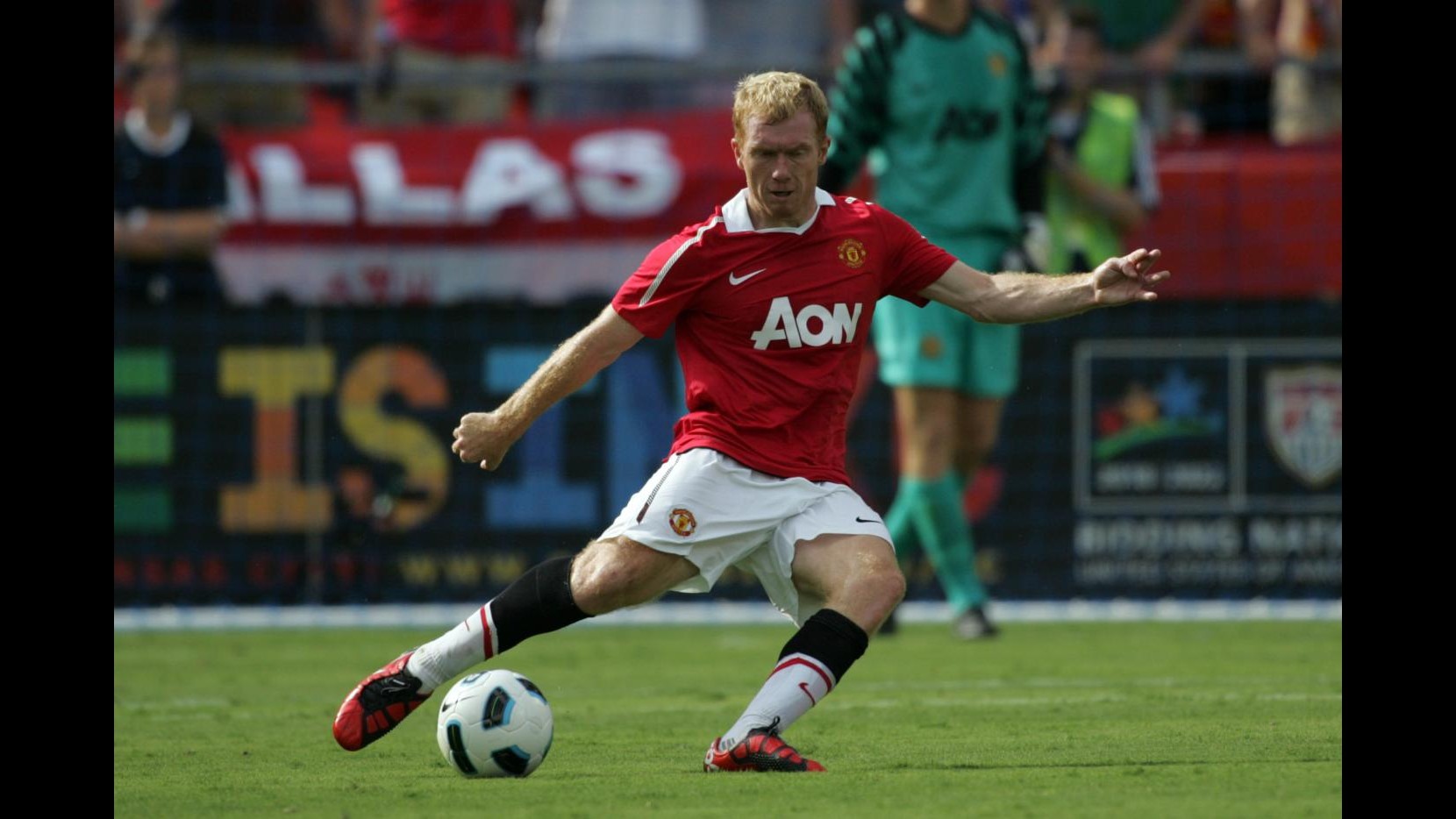 Paul Scholes torna a giocare con il Manchester United