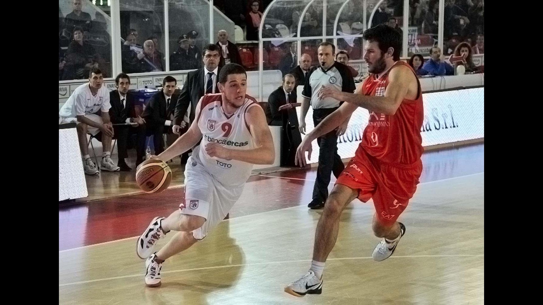 L’EA7 Emporio Armani Milano cade a sorpresa a Teramo 74-68