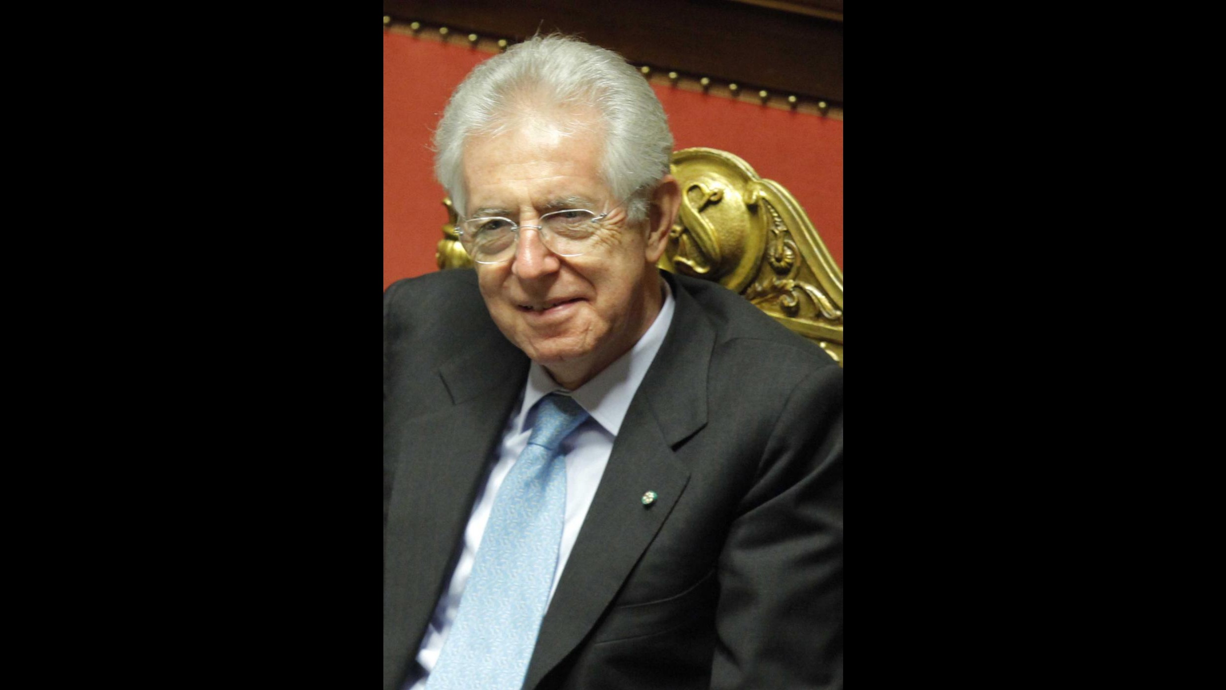 Monti a Calderoli: A Capodanno cena privata a mie spese