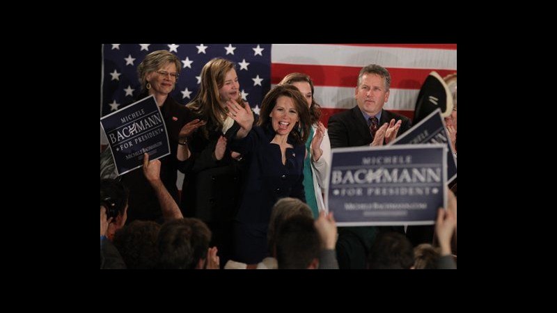 Michele Bachmann si ritira da corsa Casa Bianca, Perry prosegue