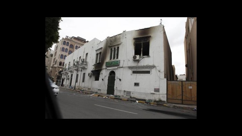 Libia, 5 morti in scontri armati fra ex ribelli nel centro di Tripoli
