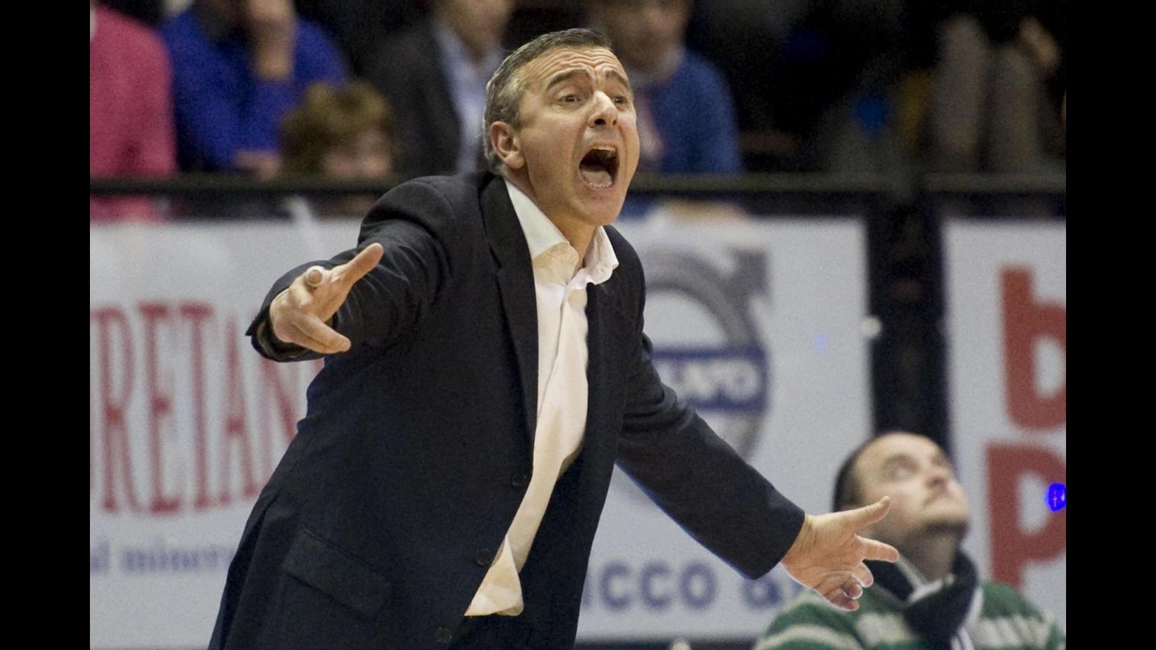 Basket, Roma esonera coach Lino Lardo. Squadra affidata a Calvani