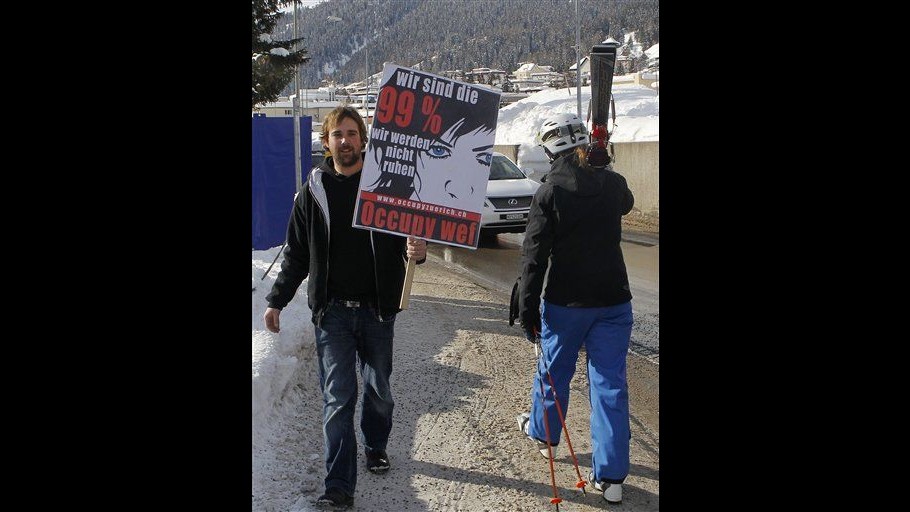 Davos, presidente forum propone incontro con Occupy per domani