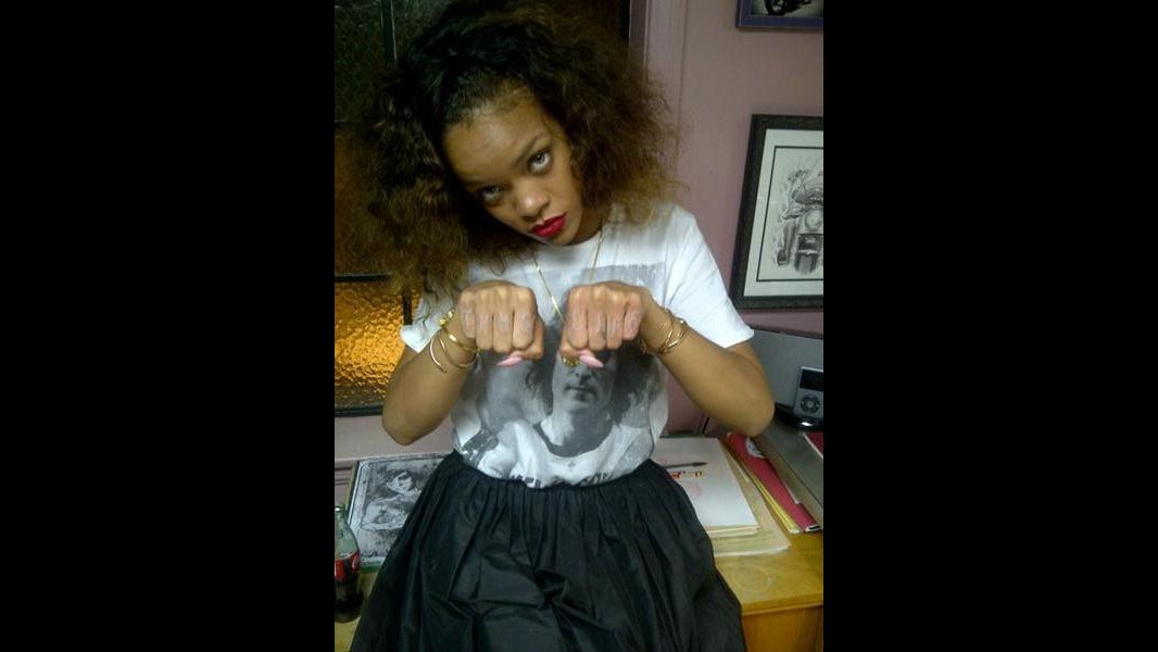 Rihanna: Il miglior sesso? Quello in macchina