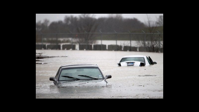 Usa, tempeste e tornado in Texas, piogge in zone colpite da siccità
