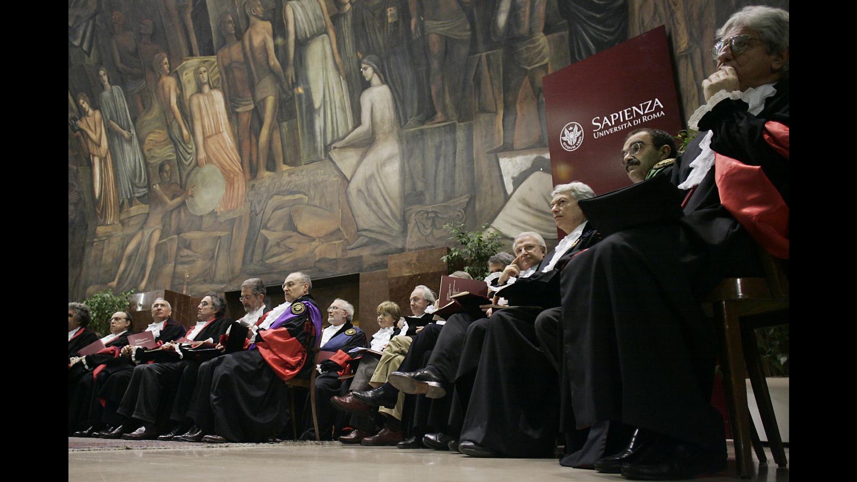 AlmaLaurea: I laureati ‘sfigati’ dopo i 28 anni sono il 23%