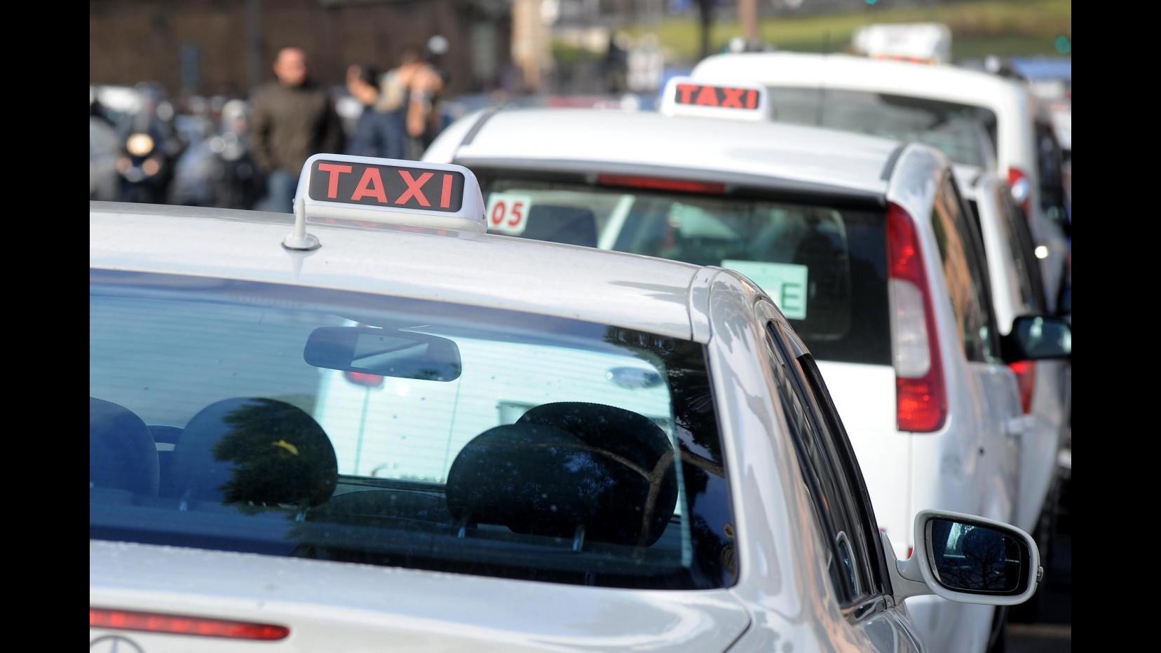Sciopero taxi e Tir, lunedì di passione a Roma
