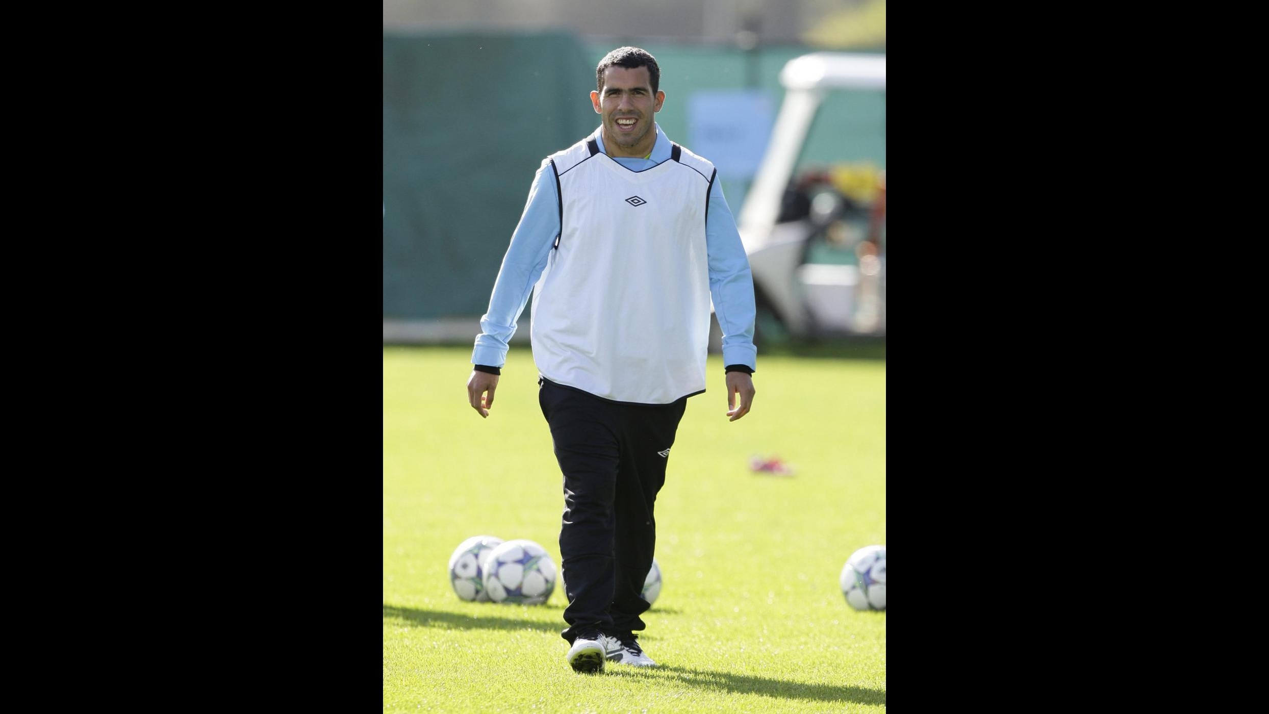 Tevez rifiuta il Psg, Milan sempre in agguato