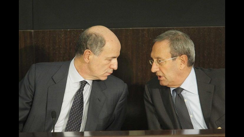 Catricalà: Tolti granelli di sabbia da ingranaggi complessi