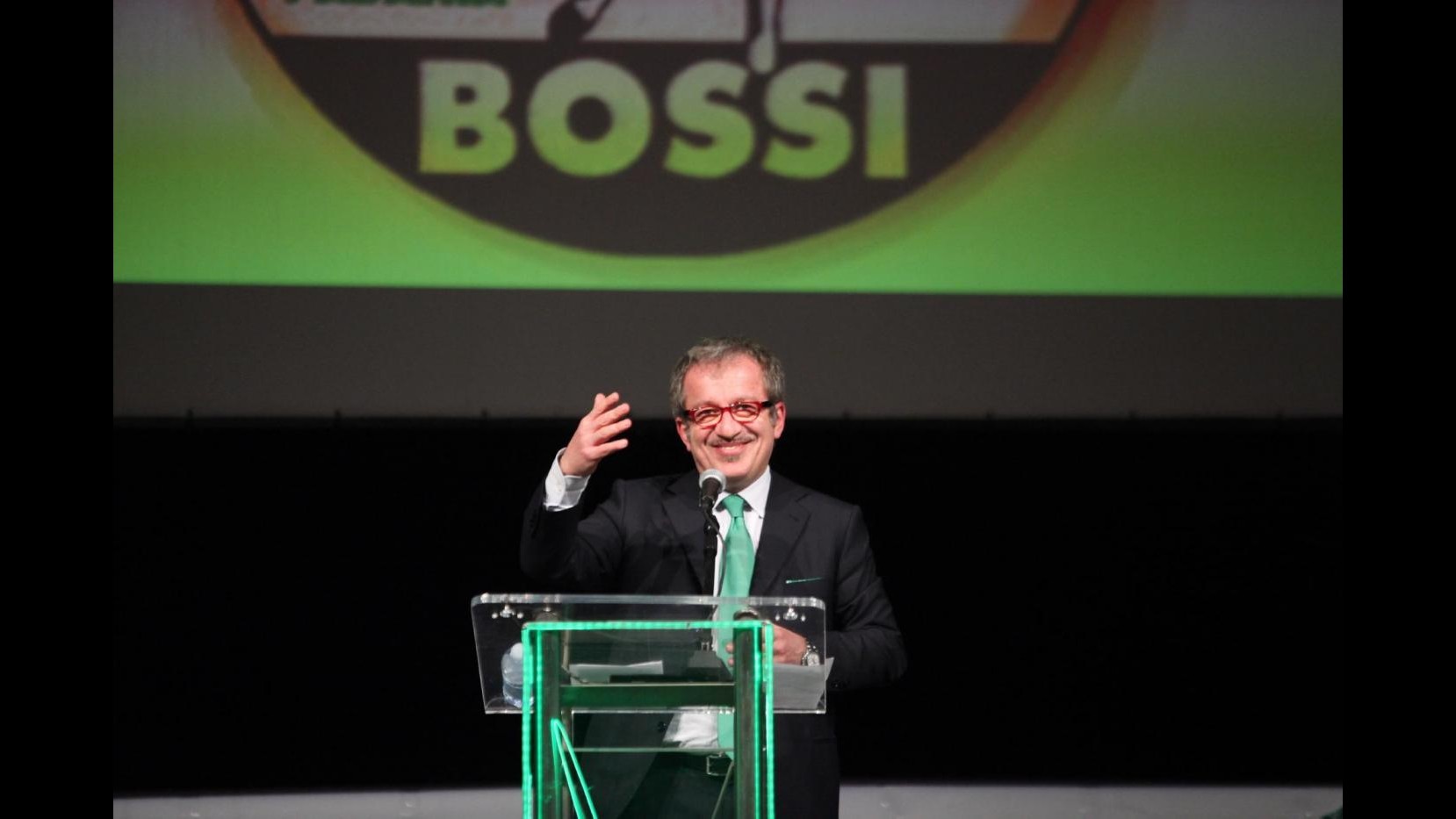 Maroni: Via da Lega chi vuole cacciarmi