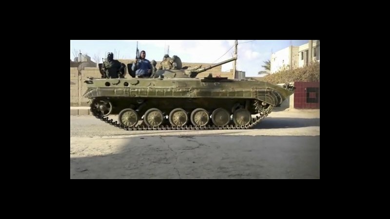 Siria, attivisti: Truppe regime bombardano Zabadani, è zona di guerra