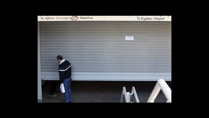 Grecia, arrivano tecnici troika: manifestazioni e scioperi nel Paese