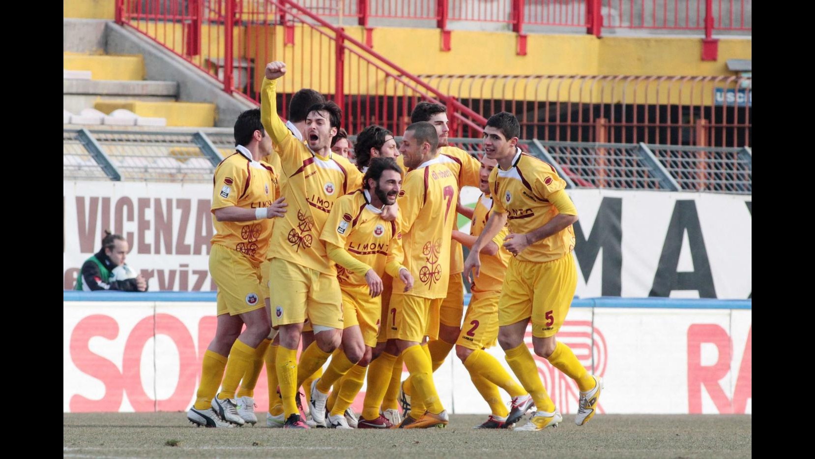 Serie B: festa Cittadella, 4-1 sul campo del Vicenza