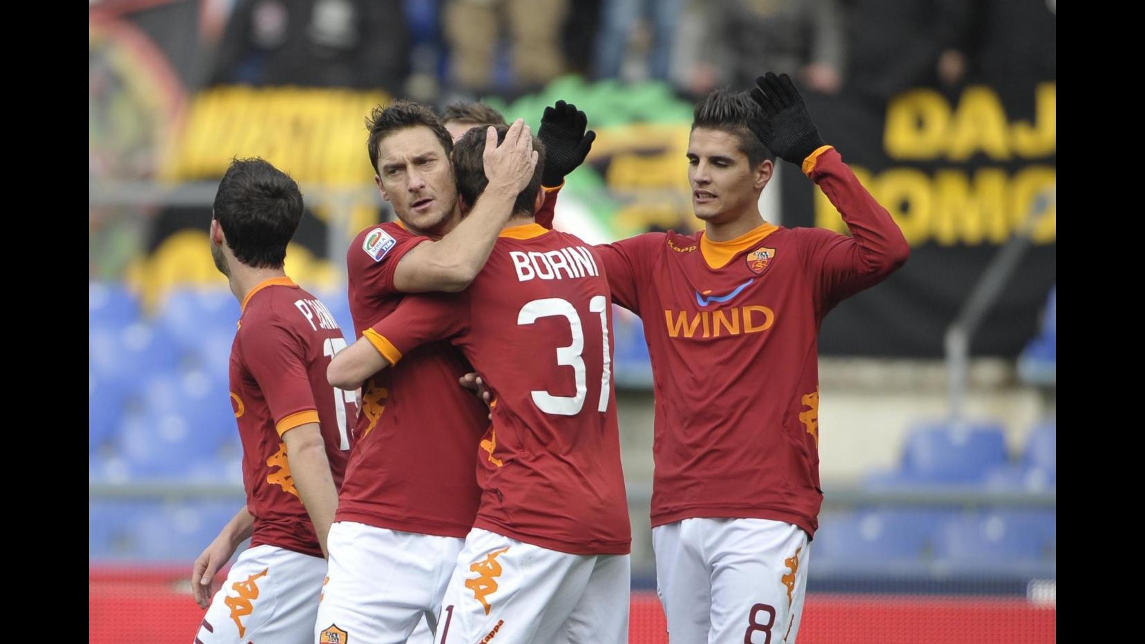 Juve frena ma il Milan non ne approfitta. Roma, poker all’Inter
