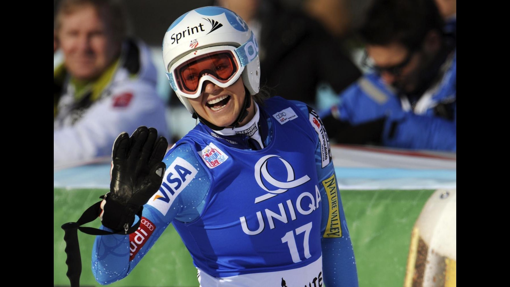 Julia Mancuso vince SuperG Garmisch, out Vonn. Curtoni quinta