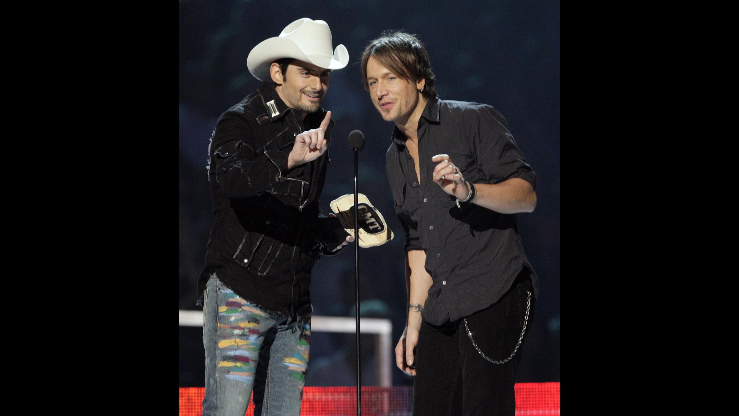Il cantante Keith Urban torna sulla scena musicale dopo l’operazione