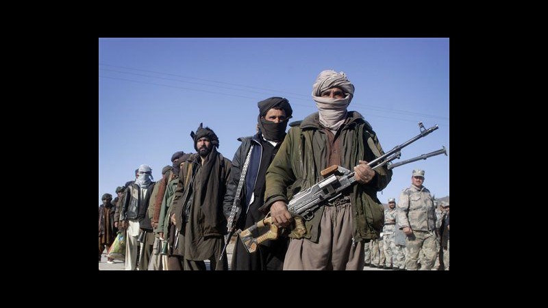 Afghanistan, rapporto Nato: Talebani ricevono sostegno dal Pakistan
