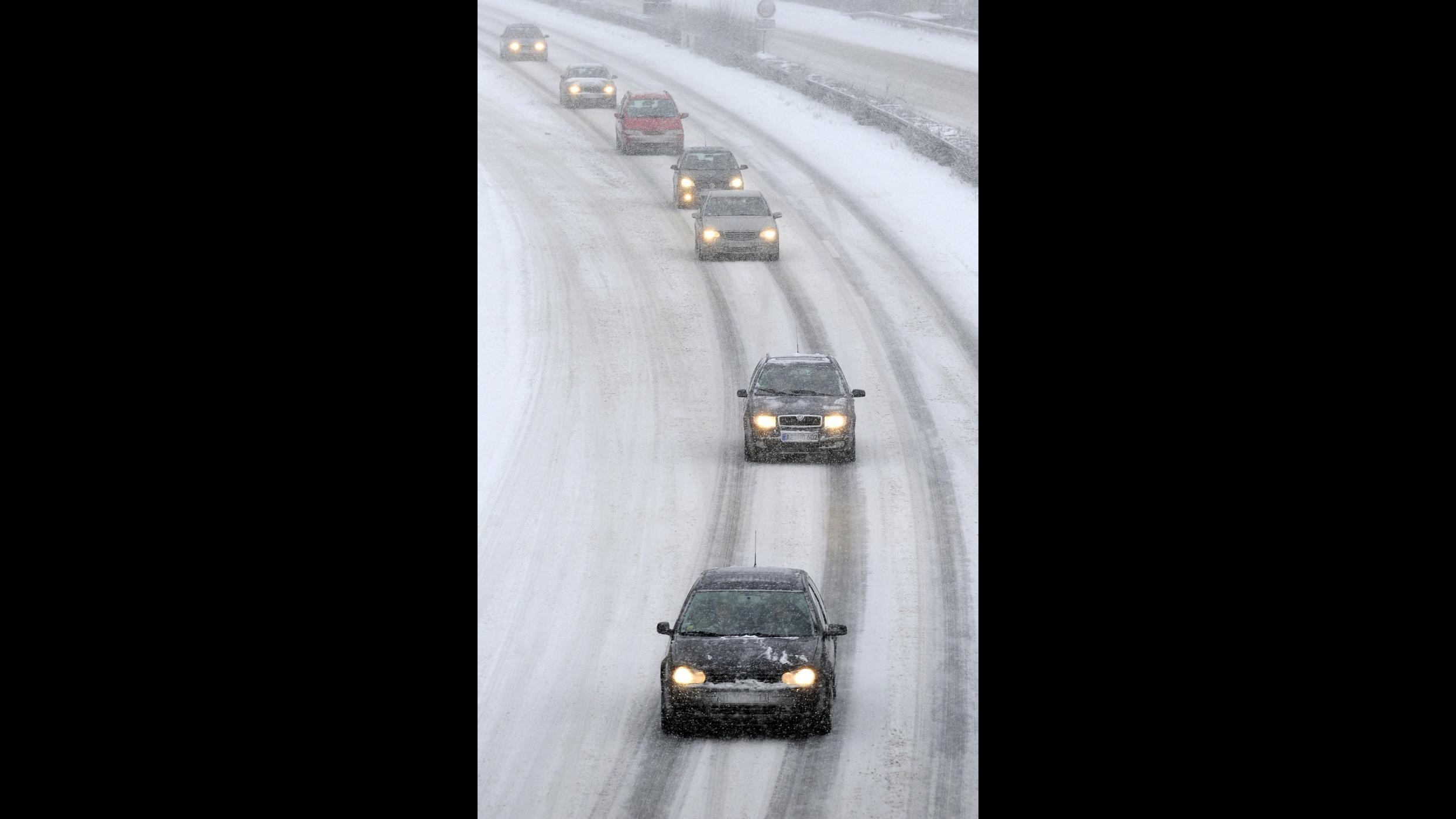 Autostrade: Nevica su mezza Italia