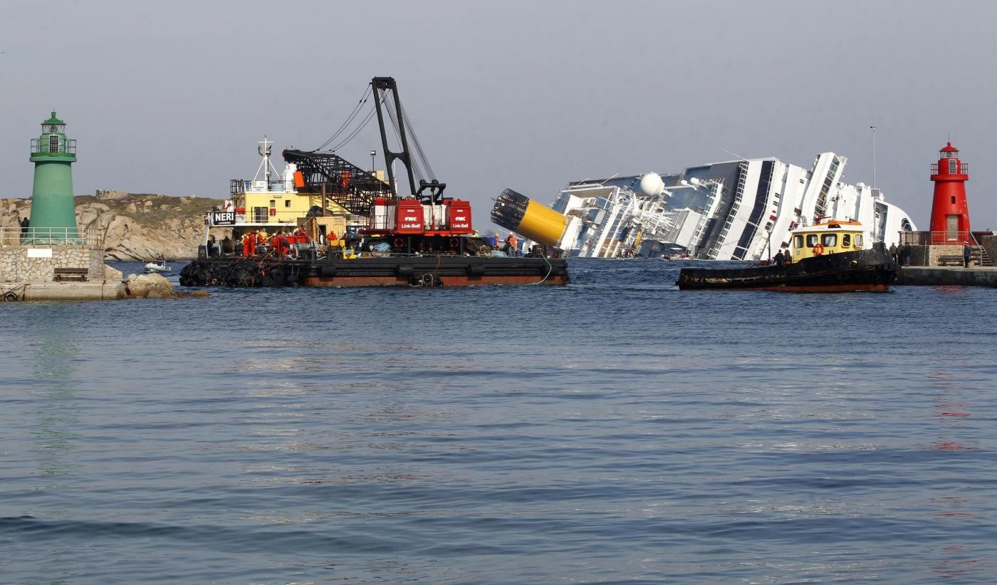 Un anno per spostare la Concordia
