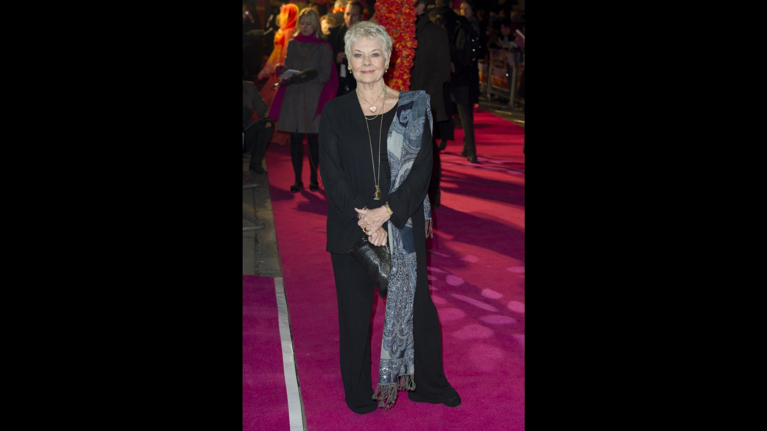 L’attrice Judi Dench combatte contro la cecità a causa di una malattia