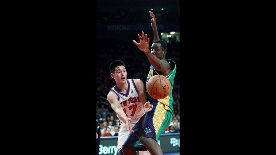 Nba, Hornets di Belinelli fermano la corsa di Jeremy Lin e dei Knicks