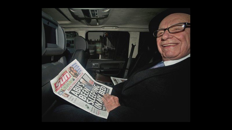 Intercettazioni Gb, Murdoch al Sun: Basta proteggere i corruttori