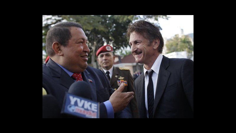 Sean Penn incontra Chavez in Venezuela e critica repubblicani Usa