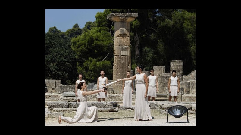 Grecia, rapina al museo archeologico di Olimpia: rubati 60 oggetti