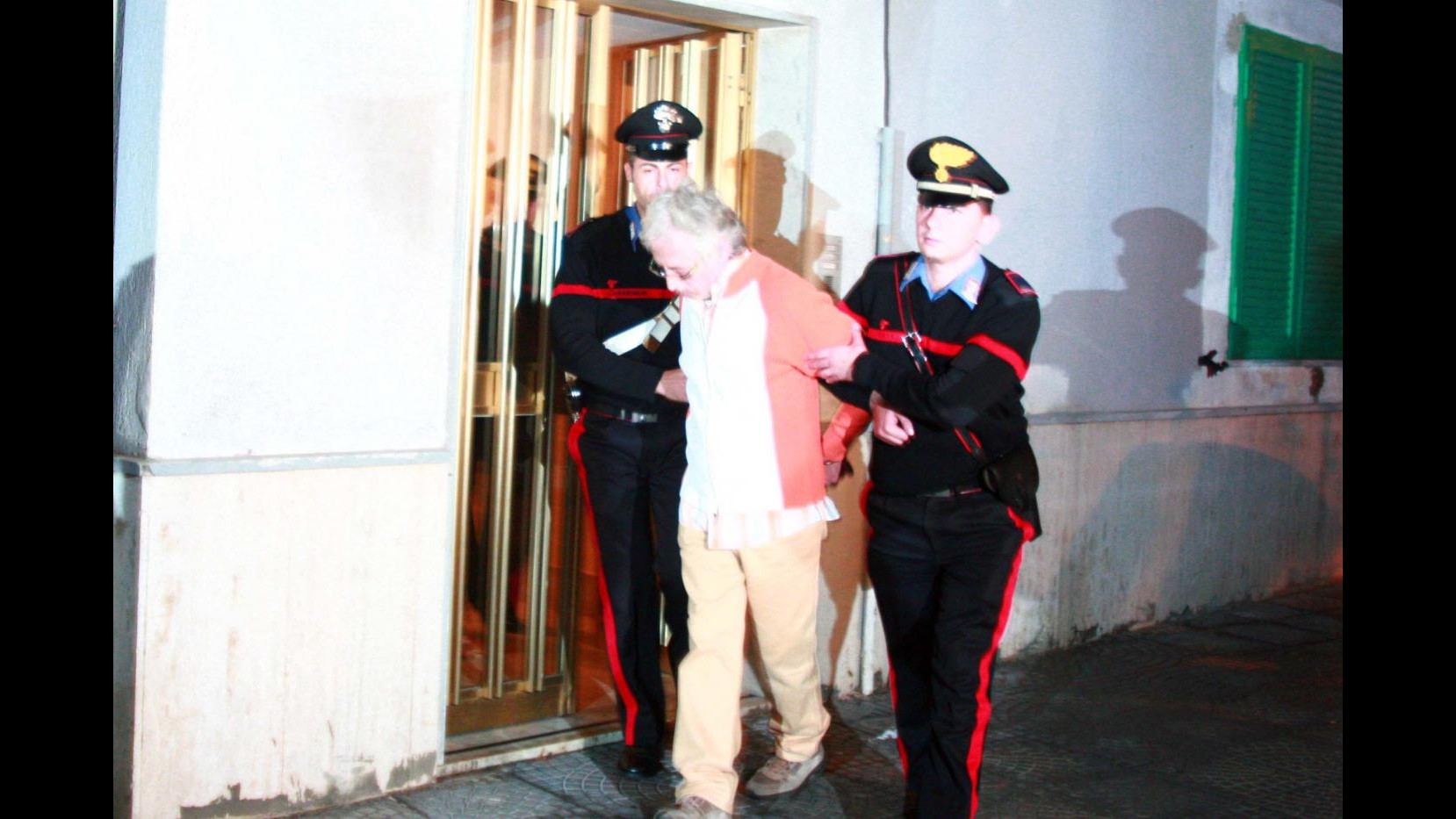 Napoli, arrestati responsabili 2 omicidi