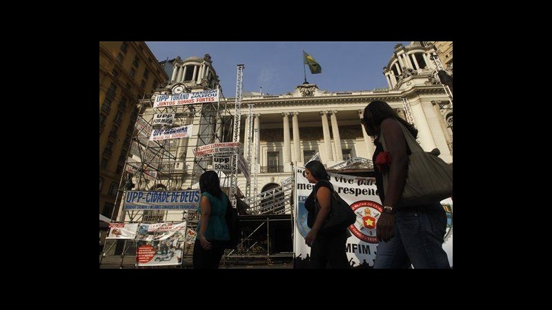 Brasile, polizia sciopera per secondo giorno a Rio: situazione calma