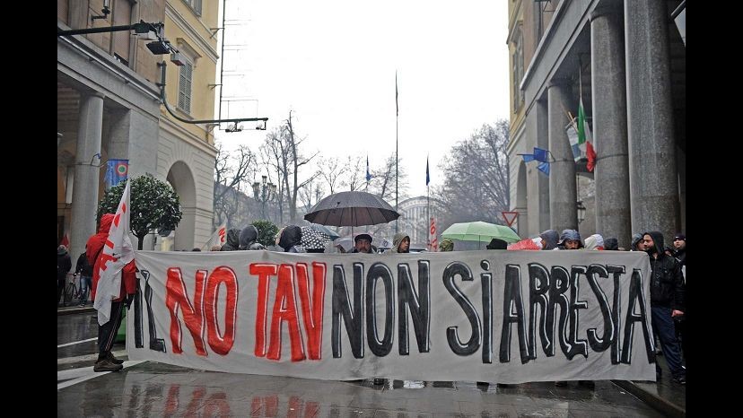Anonymous hackera sito carcere Torino per solidarietà NoTav arrestati