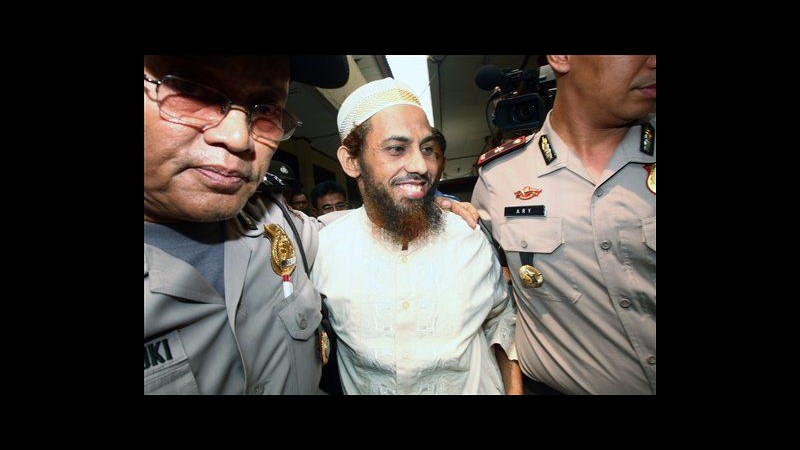 Indonesia, attentatore Bali: Bomba fabbricata con comuni articoli casa