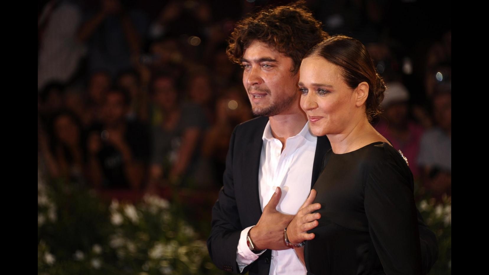 Riccardo Scamarcio: Io e Valeria siamo felici e giochiamo come bambini