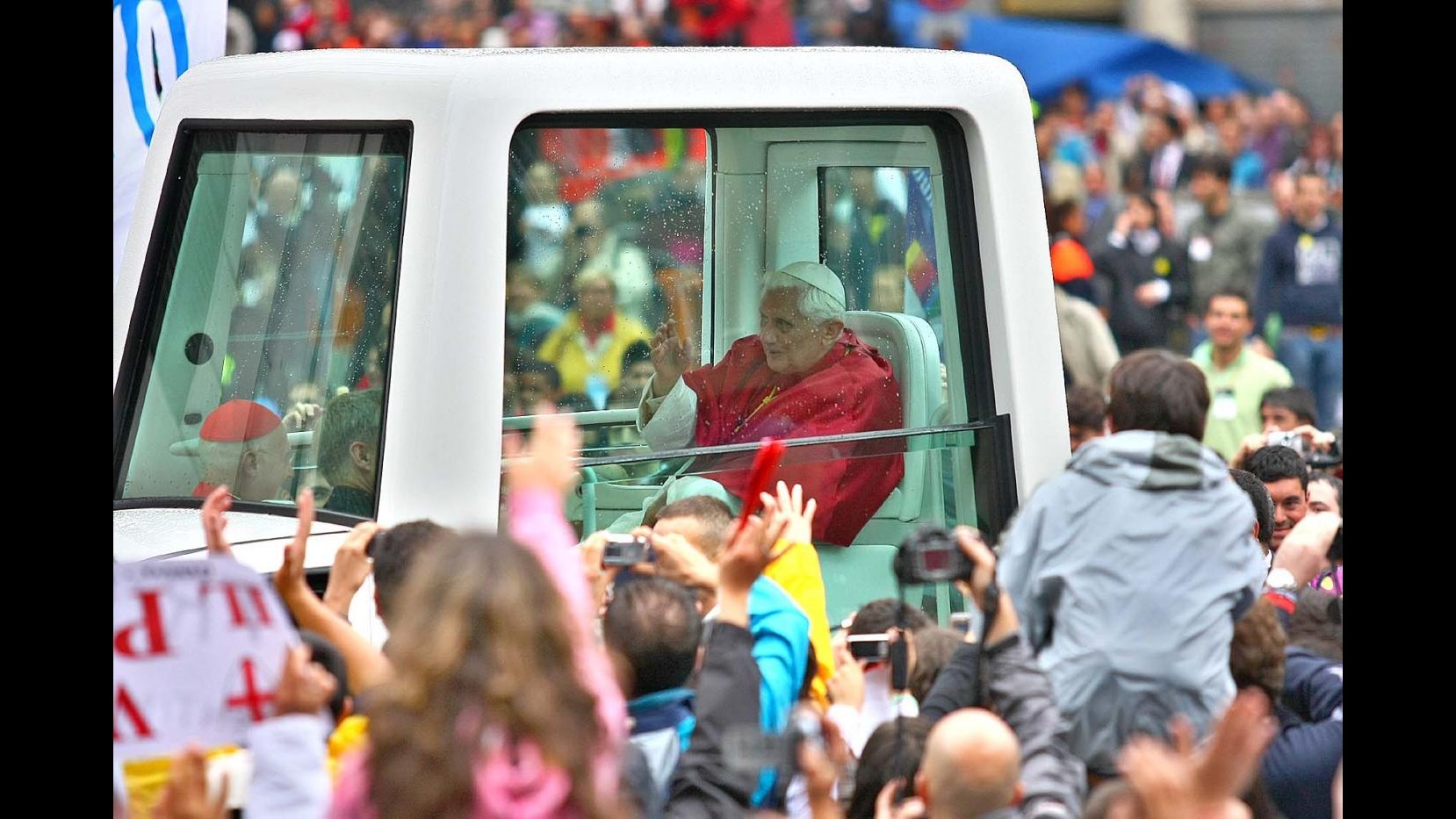 Uccidere Papa? Vaticano: Farneticazioni