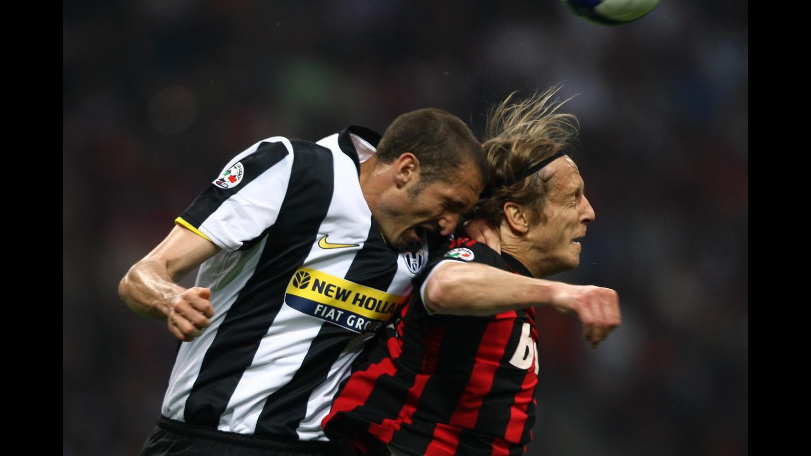 Ambrosini a Chiellini: Chi sbaglia paghi, ma non serve fare spia
