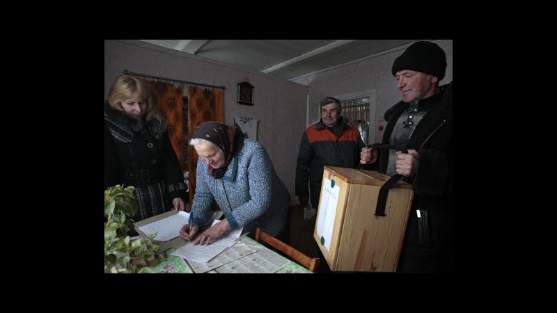 Elezioni Russia, prime denunce di diffuse irregolarità alle urne