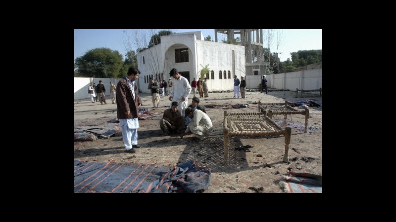 Pakistan, ex ministro anti-talebani scampa a ennesimo attentato