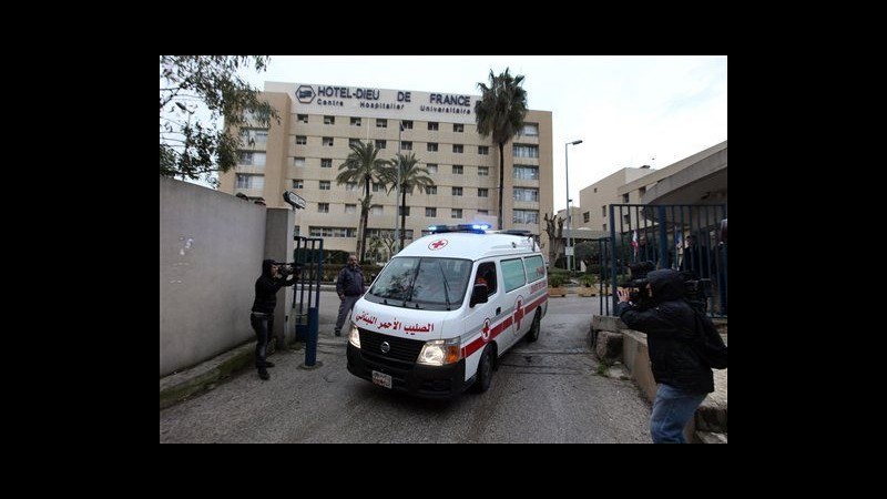 Siria, giornalisti francesi rimpatriati, li accoglie Sarkozy