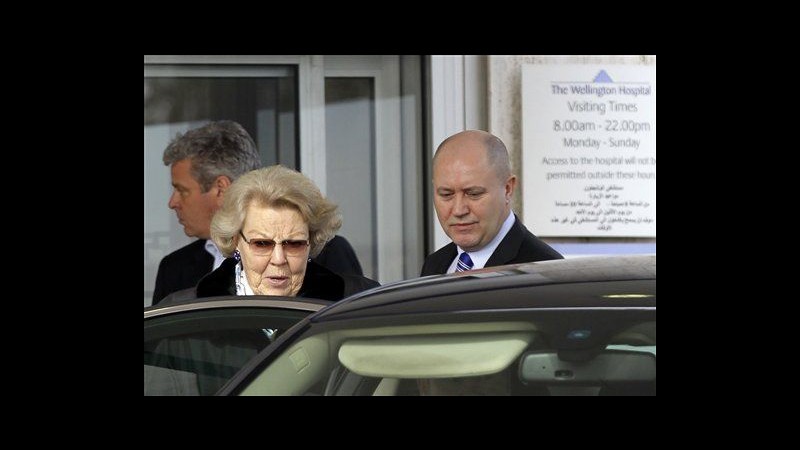Olanda, regina fa visita a principe Friso in coma in ospedale Londra