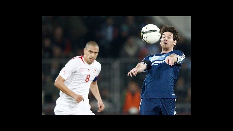 Messi e Soldado show, Inghilterra ko senza Capello. Ibra e Cavani gol