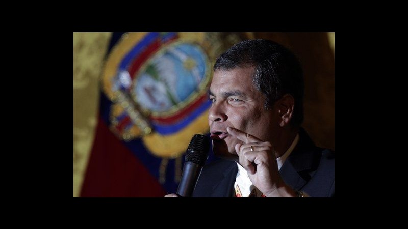 Ecuador, Correa concede grazia a giornalisti accusati di diffamazione