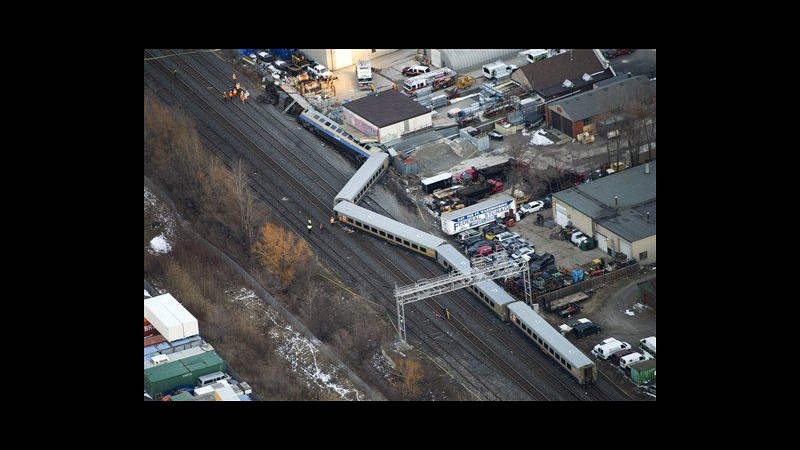 Canada, treno deraglia lungo viaggio per Toronto: 3 morti e 45 feriti