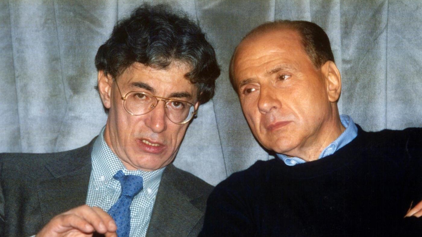 Bossi: Erede di Berlusconi non esiste, forse solo Marina può sostituirlo