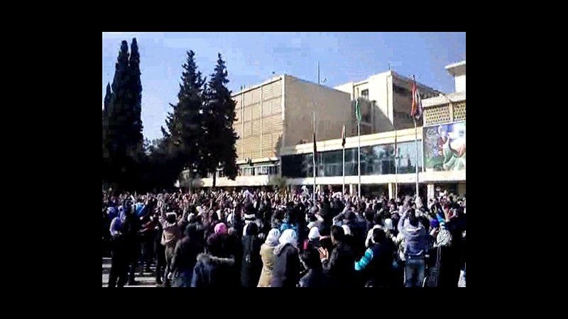 Siria, ‘Amici della Siria’ chiedono a Onu missione di pace