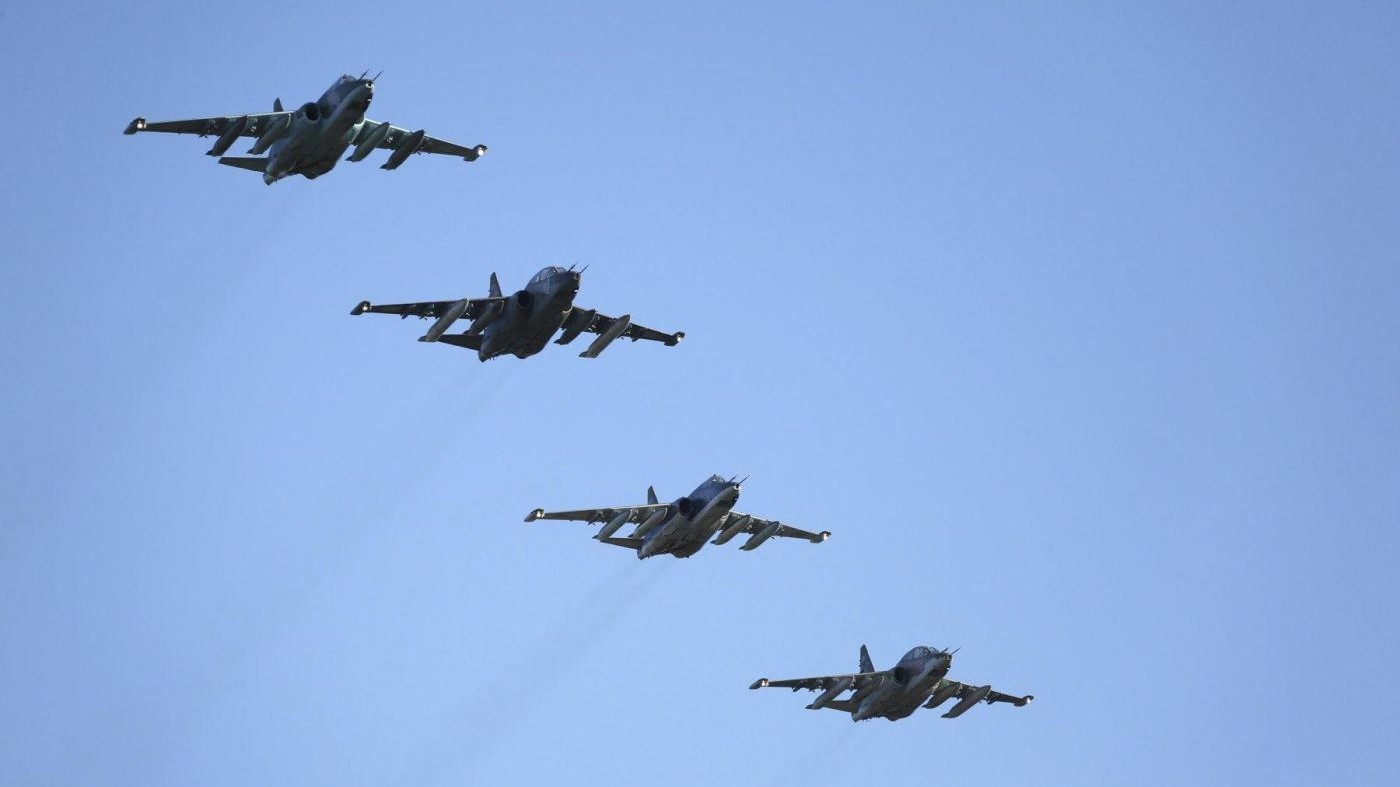 Siria, aerei russi bombardano ribelli sostenuti dagli Usa