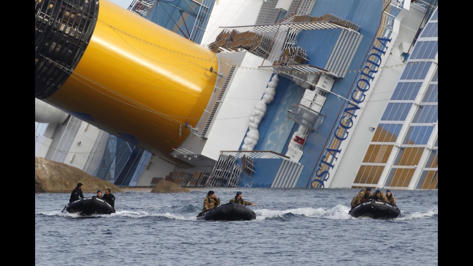 Nave Costa, riprese operazioni recupero corpi