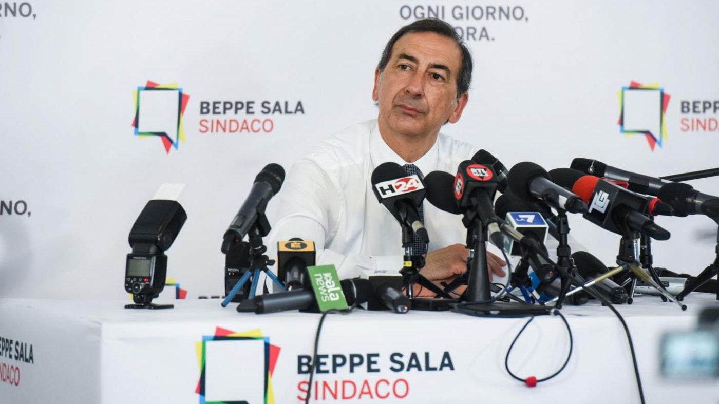 Comunali Milano, l’appello di Sala: Pensate a me, non a Renzi