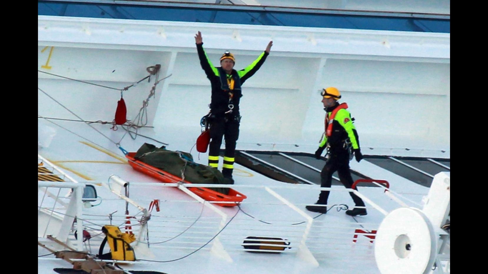 Nave Costa, individuati altri 4 corpi all’interno del ponte 4