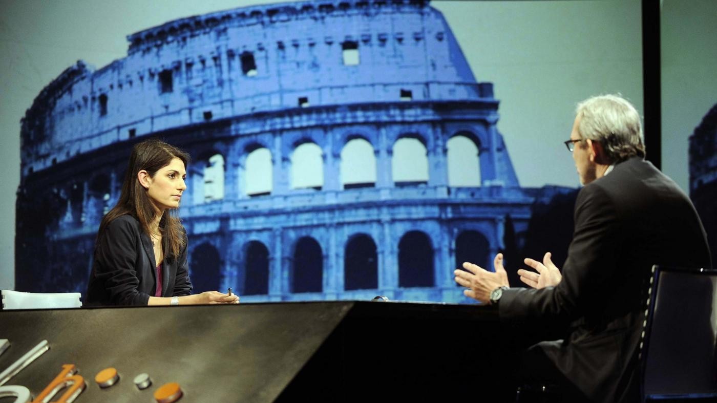 Comunali Roma, ‘fango’ sulla sfida: scontro Raggi-Giachetti
